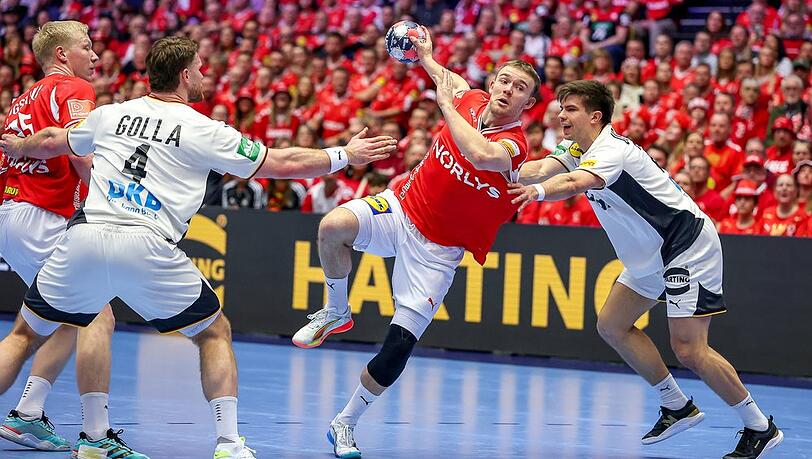 Das deutsche Team um Kapit&auml;n Johannes Golla (l.) konnte die D&auml;nen nicht stoppen.