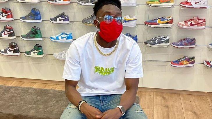 Nutzt die freie Zeit zum Schuhe-Shoppen: Alphonso Davies.