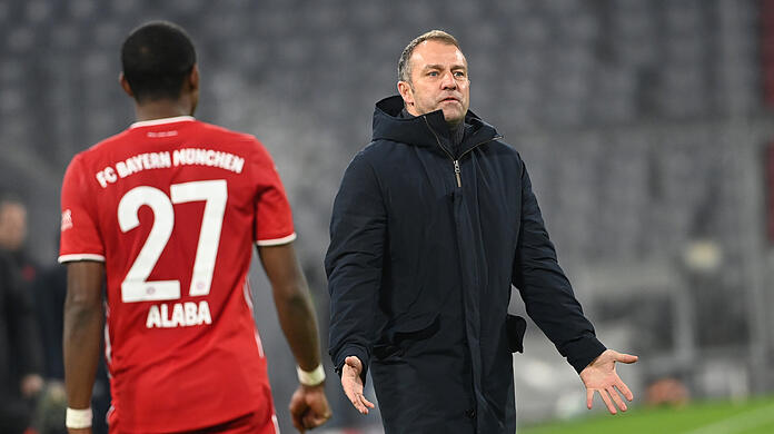 Der eine geht sicher, der andere wohl auch: Bayerns David Alaba und Hansi Flick. (Archivbild)
