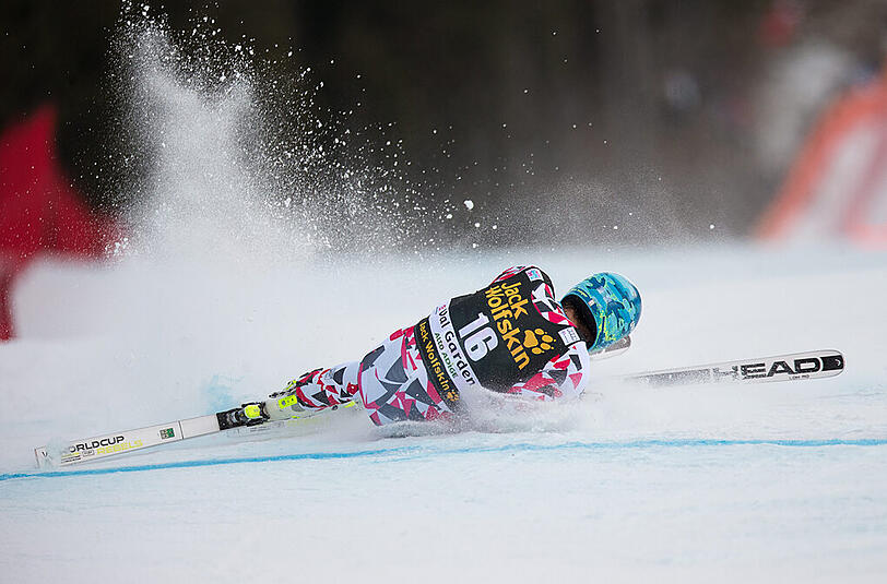 Abfahrts-Olympiasieger Matthias Mayer ist am Samstag beim Weltcup-Rennen in Gröden schwer gestürzt. Die Bilder.