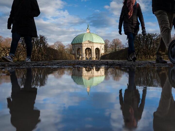 Der Dianatempel im Zentrum des Hofgartens der bayerischen Landeshauptstadt. Foto: Peter Kneffel/dpa/Archivbild