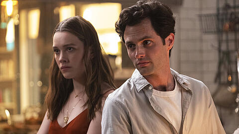 In "You - Du wirst mich lieben" wird Love (Victoria Pedretti) zur neuen Obession von Joe (Penn Badgley).