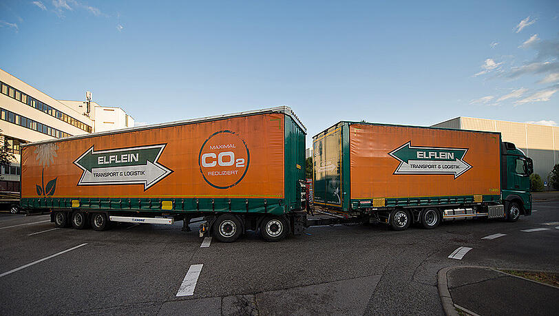 Mit den großen Lkw wird die Straße attraktiver, befürchtet die "Allianz pro Schiene". Mit den großen Lkw wird die Straße attraktiver, befürchtet die "Allianz pro Schiene".