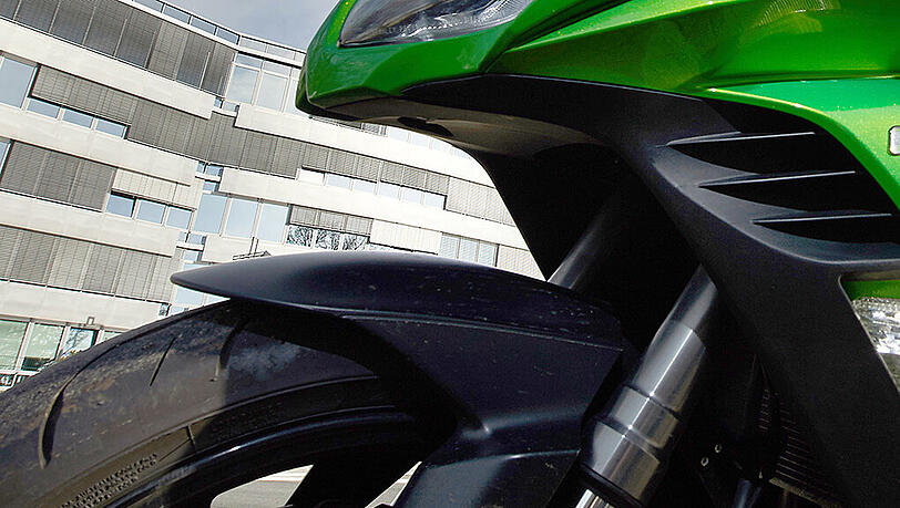 Der Biker hatte eine Kamera an seinem Fahrzeug montiert. (Symbolbild) Der Biker hatte eine Kamera an seinem Fahrzeug montiert. (Symbolbild)