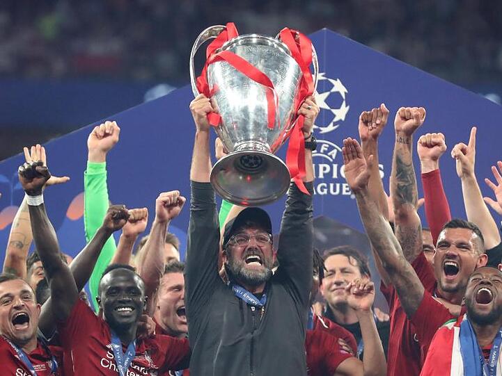 Mit einem 2:0-Sieg gegen Tottenham Hotspur holten Trainer Jürgen Klopp und sein FC Liverpool die Champions-League-Trophäe.