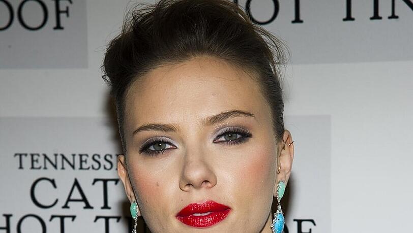 Scarlett Johansson wird auch im zweiten Teil von "The Avengers" wieder in die Rolle der Black Widow schlüpfen Scarlett Johansson wird auch im zweiten Teil von "The Avengers" wieder in die Rolle der Black Widow schlüpfen