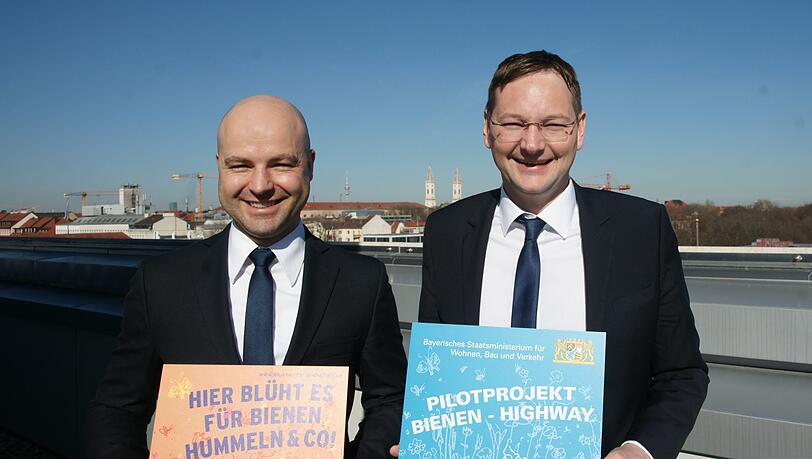 Matthias Wucherer (l.) und Minister Hans Reichhart.