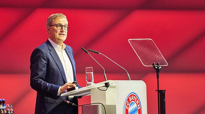 "Wir sind einfach ein Klub sind, der zueinandersteht, der miteinander arbeitet", sagt Vorstandsboss Jan-Christian Dreesen über den FC Bayern.