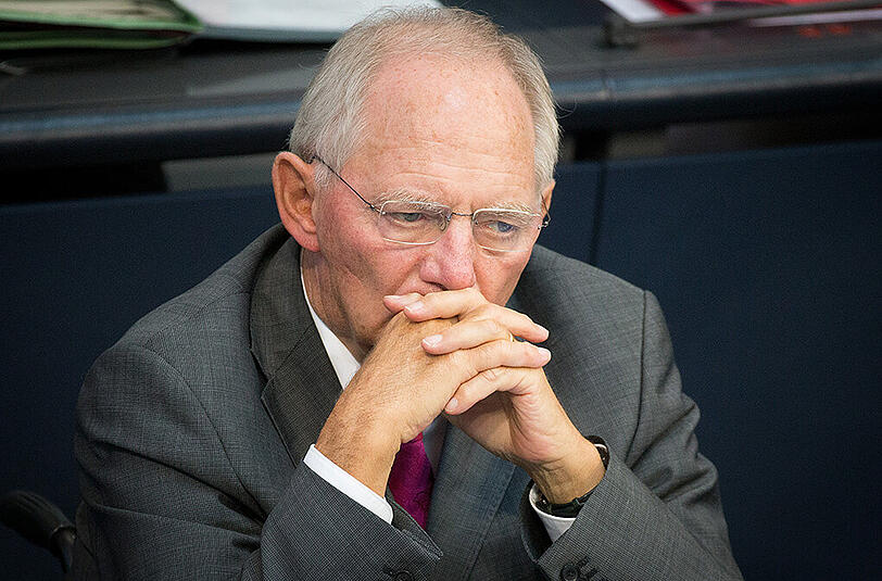 Beratungen über den bundeshaushalt 2016: Finanzminister Wolfgang Schäuble am Dienstag im Bundestag.