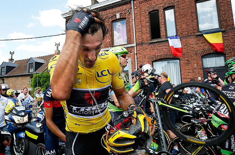 Für ihn ist die Tour de France vorbei: Bei einem schweren Sturz brach sich Fabian Cancellara zwei Lendenwirbel.