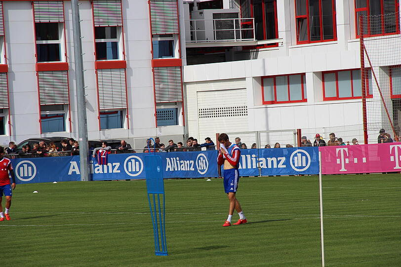 Am Dienstag gab's an der Säbener Straße ein öffentliche Trainingseinheit. Hier gibt's die Bilder!