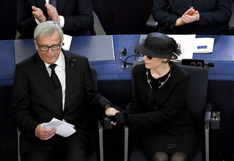 Bilder von den Trauerfeierlichkeiten für Helmut Kohl.