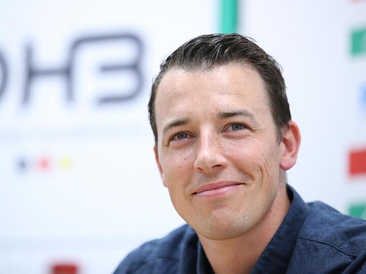 Dominik Klein, früherer Weltmeister im Handball, während einer Pressekonferenz. Foto: Daniel Karmann