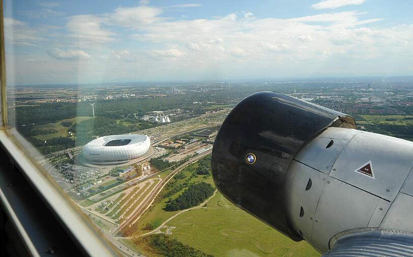 Cockpit, Panorama, lauter Motor: Die AZ hat sich auf einen Rundflug mit der alten Tante Ju begeben. Hier gibt's die spektkulären Bilder vom Flug