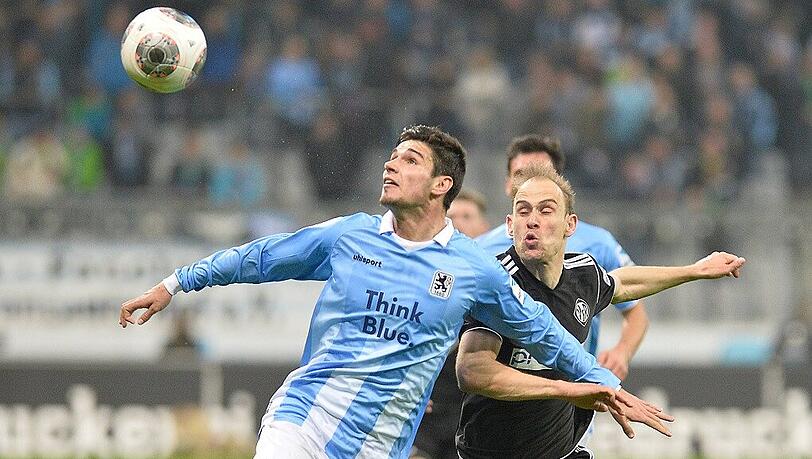 Kapitän Christopher Schindler muss nun am Freitagabend gegen den VfR Aalen ran. Kapitän Christopher Schindler muss nun am Freitagabend gegen den VfR Aalen ran.