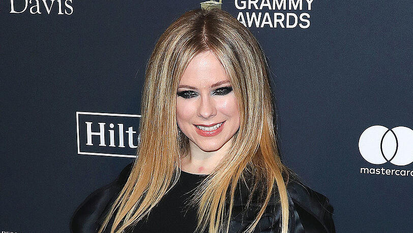 Avril Lavigne sagt angeblich die Asien-Konzerte ihrer bevorstehenden Tour ab Avril Lavigne sagt angeblich die Asien-Konzerte ihrer bevorstehenden Tour ab