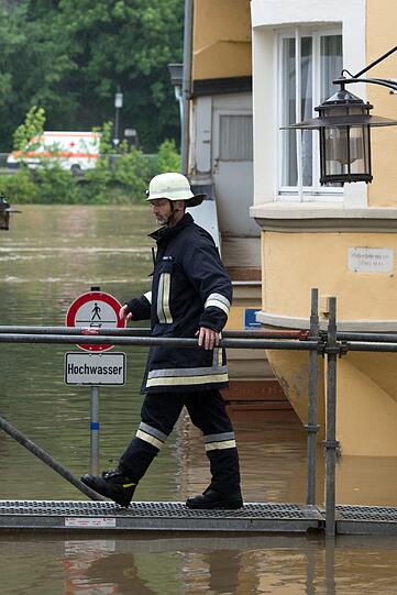 Der Pegelstand der Donau in Passau steigt und steigt. Die Bilder der Überflutung aus der Altstadt.