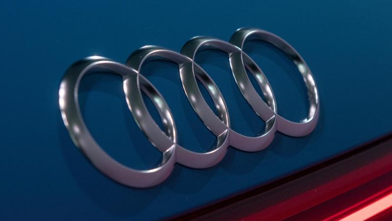 Audi-Ringe an einem Audi e-tron 55 quattro, aufgenommen vor der Jahres-Pk der Audi AG. Foto: Armin Weigel/Archiv Audi-Ringe an einem Audi e-tron 55 quattro, aufgenommen vor der Jahres-Pk der Audi AG. Foto: Armin Weigel/Archiv