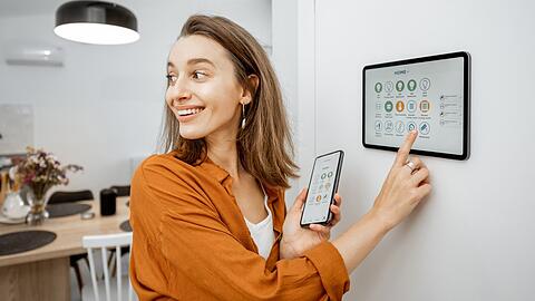 Wer sein Zuhause smart gemacht hat, sollte sich auch mit den Datenschutz-Funktionen seiner Geräte vertraut machen.