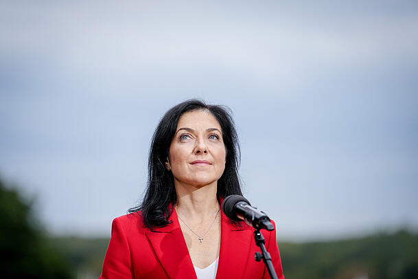 Wirtschaftsministerin Katherina Reiche (CDU) befürwortet einen späteren Renteneintritt, so wie auch ihr wissenschaftlicher Beraterkreis. Wirtschaftsministerin Katherina Reiche (CDU) befürwortet einen späteren Renteneintritt, so wie auch ihr wissenschaftlicher Beraterkreis.