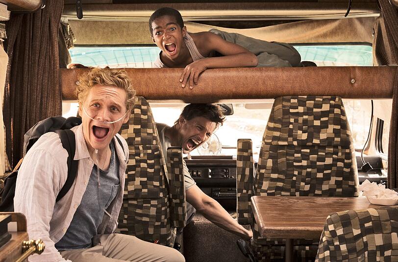 Der Trip durch Afrika bringt sie an ihre Grenzen: Matthias Schweighöfer (l.) als Andi und Florian David Fitz (u. M) als Benno.