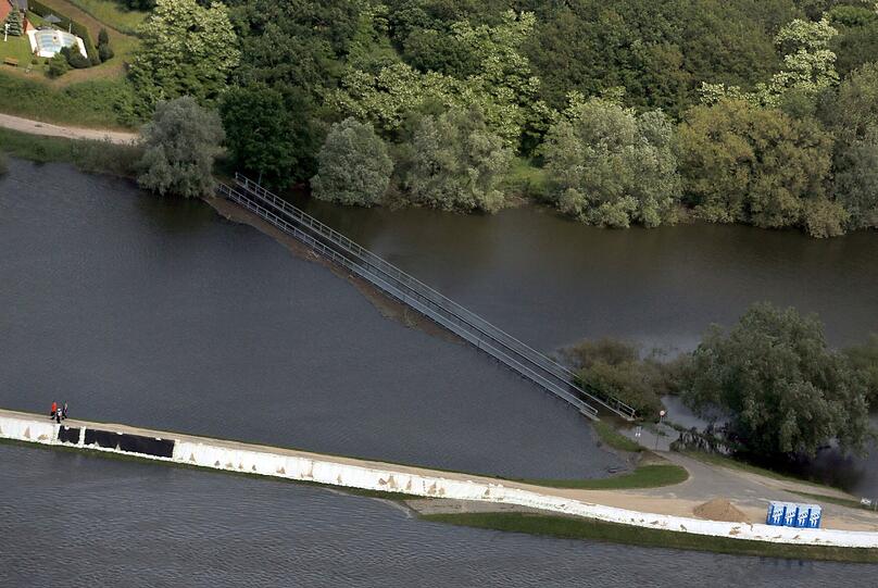 Die aktuellen Aufnahmen aus den Hochwassergebieten in Norddeutschland in unserer Bilderstrecke