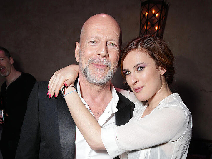 Papa Bruce und Tochter Rumer Willis bei einer Filmpremiere in L.A.