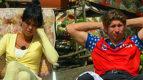 Vanessa und Giovanni halten es nicht mehr im "Sommerhaus der Stars" aus.