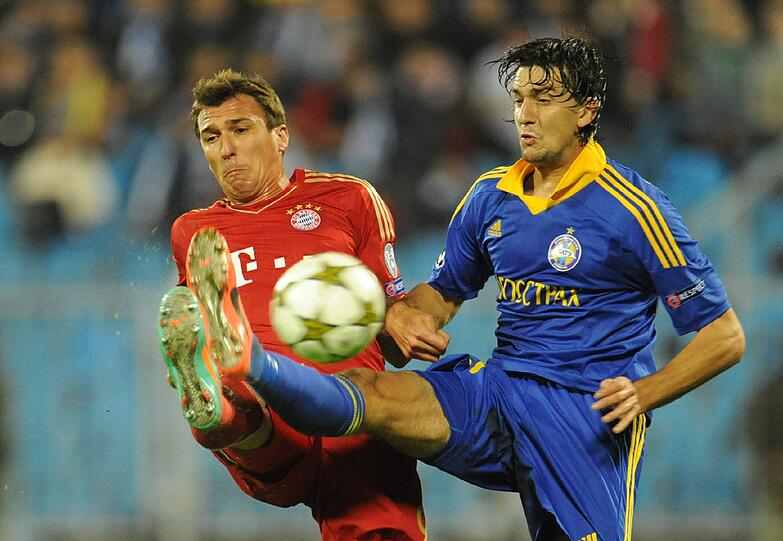 MARIO MANDZUKIC: In Weißrussland nur ein Stürmer von der traurigen Gestalt. Schoss kaum mal aufs Tor, war bei den wenigen Kombinationsversuchen der Bayern eher Störfaktor und Fehlerquelle. Wurde in Halbzeit zwei also auch kaum mehr angespielt. Note 5