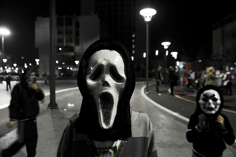 Weltweit feierten die Menschen Halloween. Wir zeigen die Gruseligsten Bilder!