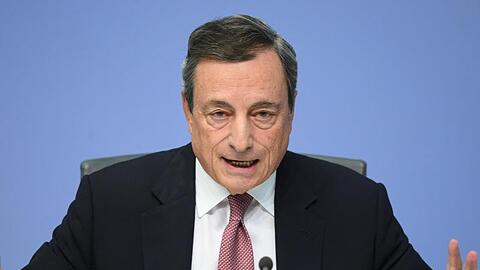 EZB-Präsident Mario Draghi: "Wir sind weit entfernt von einer Normalisierung der Geldpolitik, weil die Welt weit entfernt von einer Normalisierung ist."