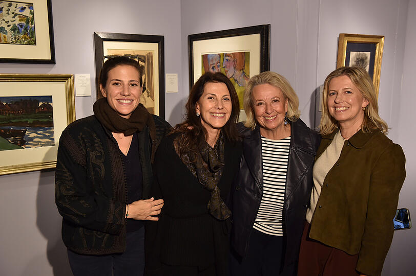 Shahpar Oschmann mit Tochter Felicia von Bennigsen, Marianne Wille und Ellen Ruthrof