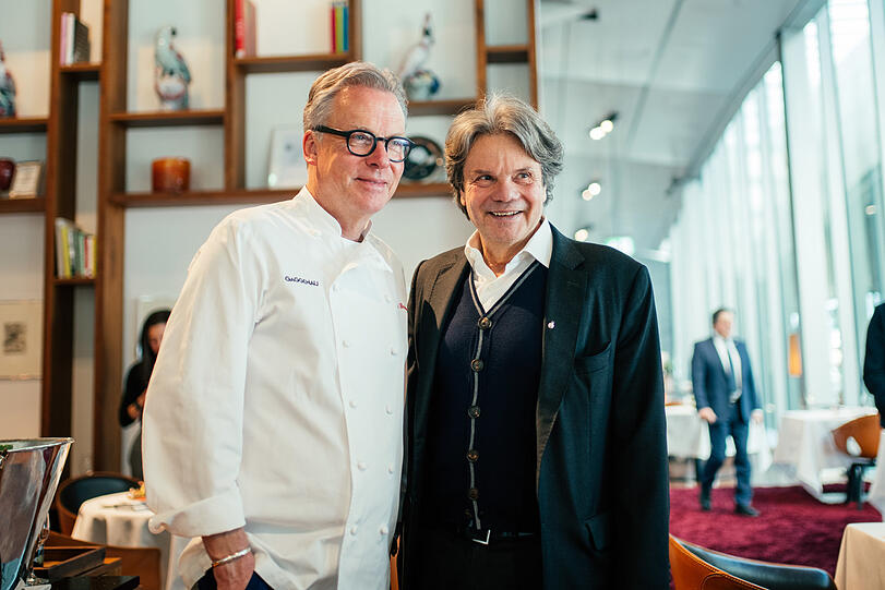 Bobby Bräuer (links) und Michael Käfer blicken auf zehn gemeinsame Jahre in der BMW-Welt zurück – und haben auch schon Pläne für die Zukunft.