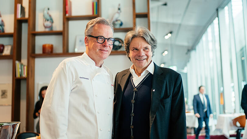 Bobby Bräuer (links) und Michael Käfer blicken auf zehn gemeinsame Jahre in der BMW-Welt zurück - und haben auch schon Pläne für die Zukunft.