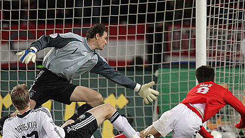 Fast bezwungen von Roland LInz - Jens Lehmann Fast bezwungen von Roland LInz - Jens Lehmann