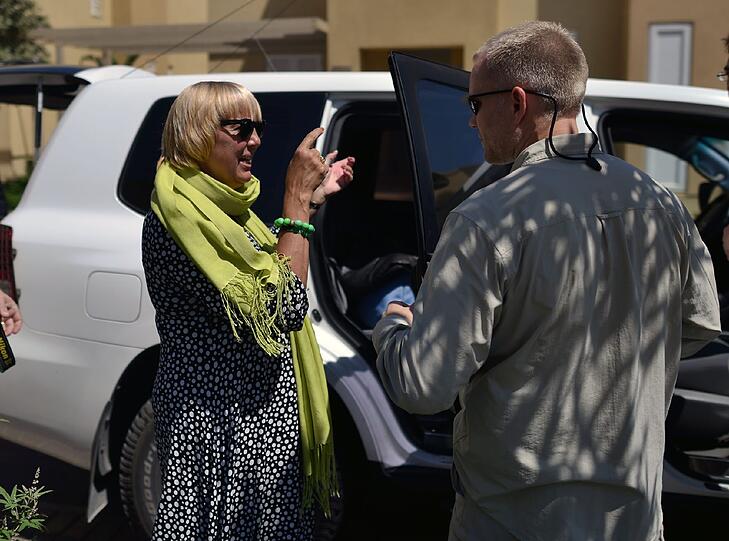 Grünen-Chefin Claudia Roth in Libyen - die Bilder.
