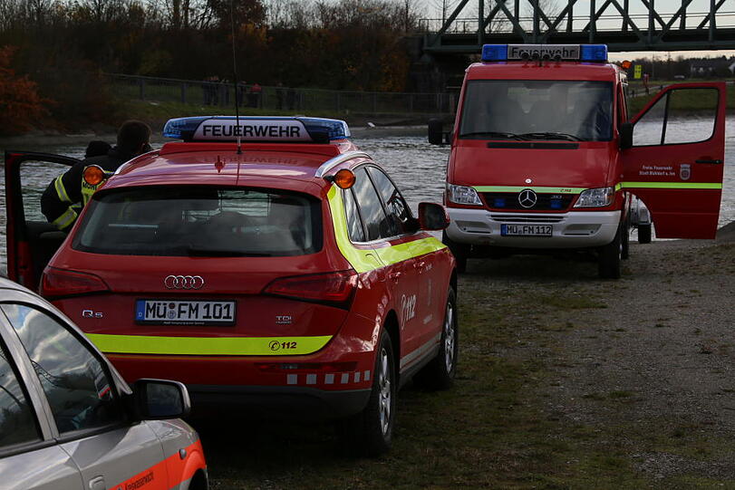 Wildsau-Suche am Innkanal. Die Bilder vom Einsatz.