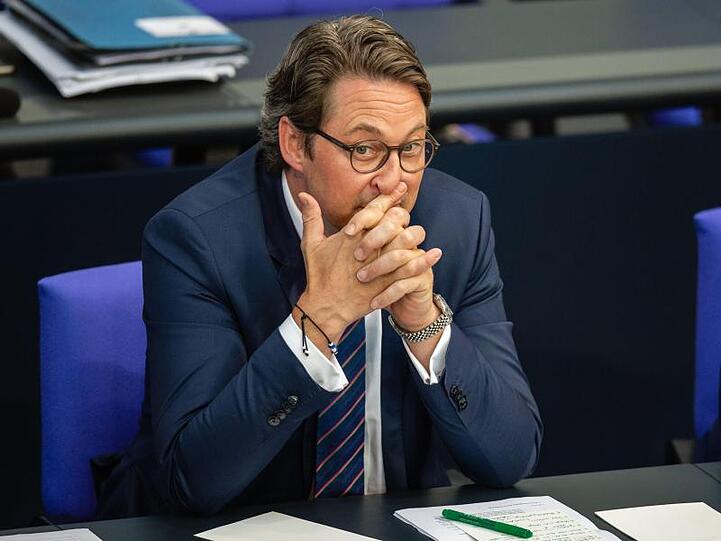Die Opposition erhebt neue Vorwürfe gegen Bundesverkehrsminister Andreas Scheuer (CSU) in der Maut-Affäre.