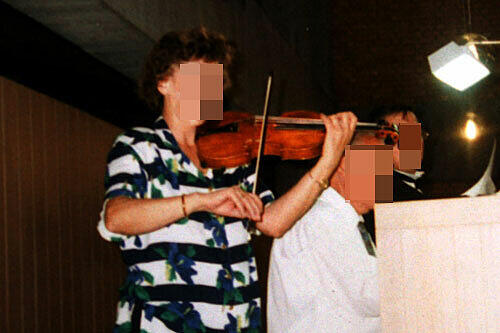 ie liebte die Musik und ging völlig darin auf: Das Opfer der sadistischen Kinder spielte die erste Geige am Gärtnerplatz. Eine Nichte kümmert sich um die Frau.