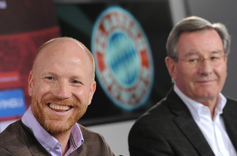 FCB-Sportvorstand Matthias Sammer und Präsident Karl Hopfner bei der Pressekonferenz des FC Bayern.