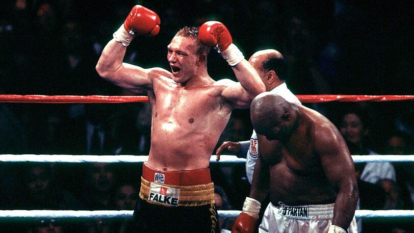 "Das war der Kampf meines Lebens, davon lebe ich heute noch", sagt Axel Schulz über den WM-Fight gegen George Foreman 1995.