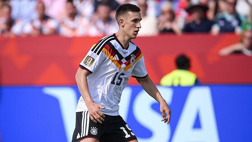 Nico Schlotterbeck während der WM-Vorrunde gegen die Elfenbeinküste. Nico Schlotterbeck während der WM-Vorrunde gegen die Elfenbeinküste.
