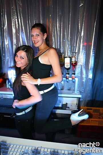 Bei der Jukue&Joy Afterworkparty im 8 Seasons geht's auch gut zur Sache.

Mehr Bilder unter: www.nachtagenten.de