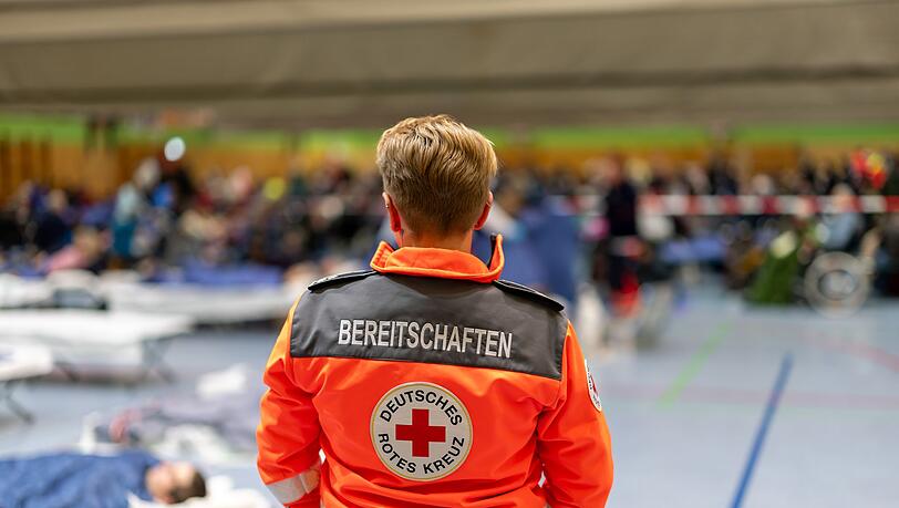 Die Bürger wurden teilweise in Sporthallen untergebracht. Die Bürger wurden teilweise in Sporthallen untergebracht.