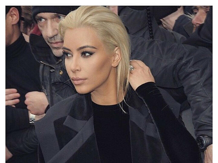 Ist Kim Kardashian eine kontrollsüchtige Puppenspielerin?