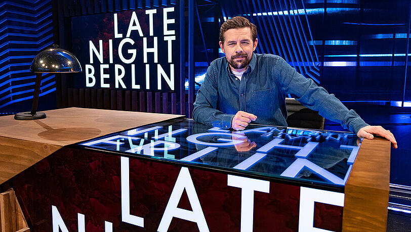 Klaas Heufer-Umlauf kehrt mit seiner Late-Night-Show zurück. Klaas Heufer-Umlauf kehrt mit seiner Late-Night-Show zurück.