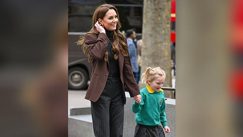 Prinzessin Kate mit der kleinen Grace am Dienstag in London.