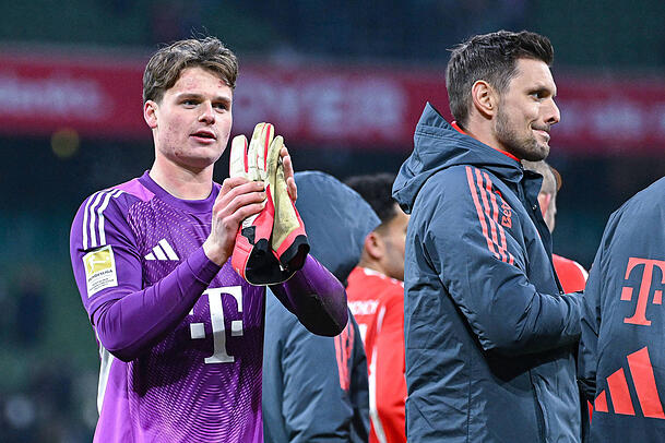 Als Neuer-Vertreter &uuml;berzeugend: Jonas Urbig (l.).