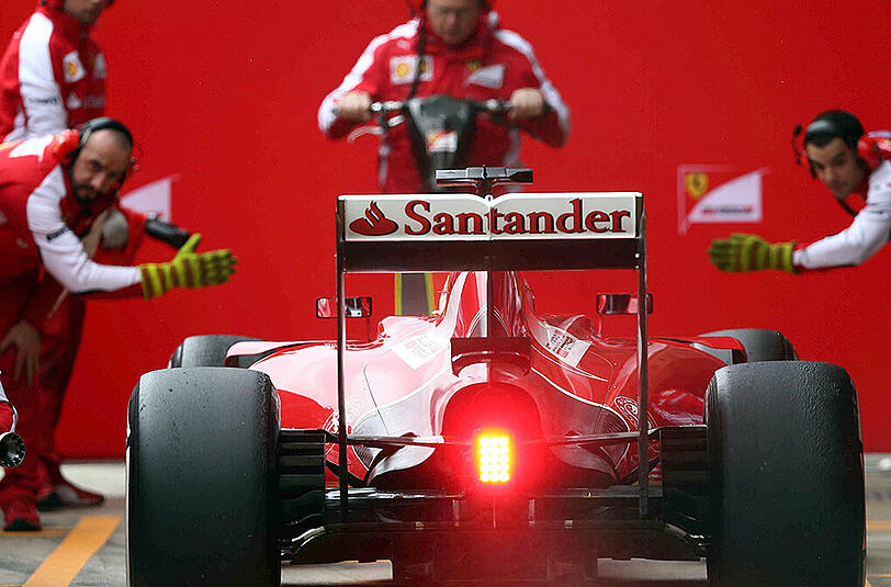 Langsam wird es ernst für Sebastian Vettel im Ferrari. In drei Wochen startet die neue Formel-1-Saison.