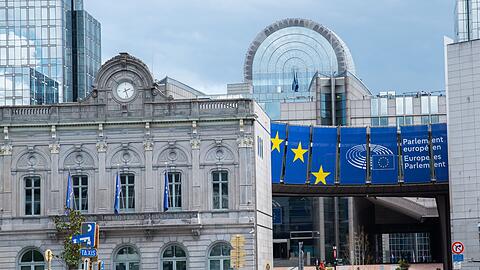 Die EU und die USA hatten sich vergangenes Jahr auf ein Zollabkommen geeinigt. (Archivbild)